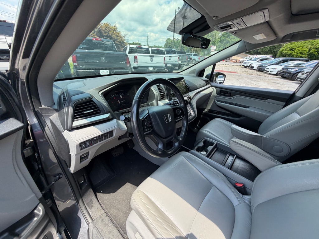 2018 Honda Odyssey - $18,990