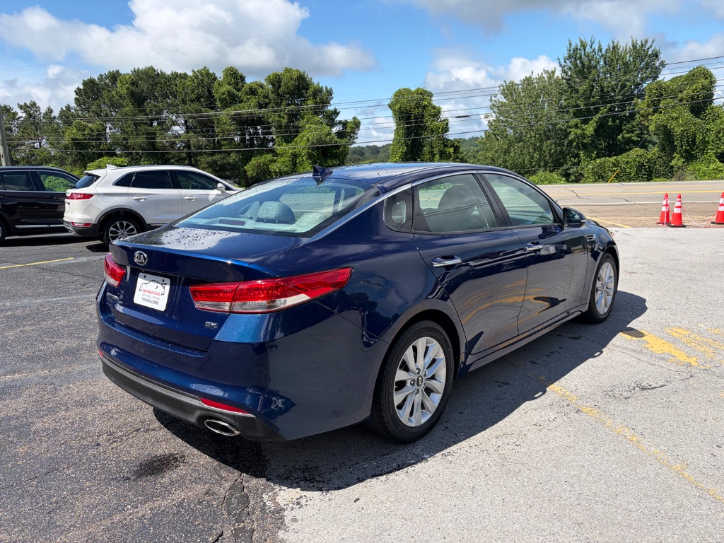 2016 Kia Optima - $10,990