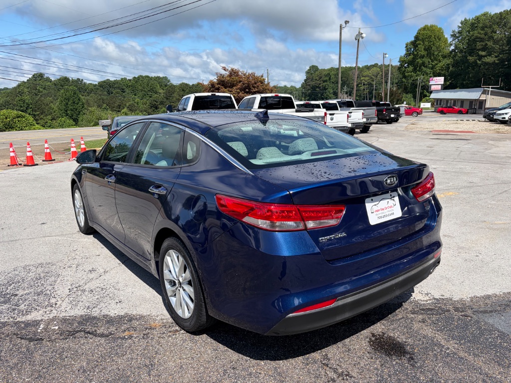 2016 Kia Optima - $10,990