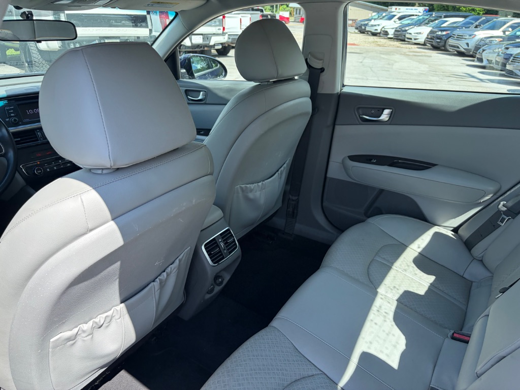 2016 Kia Optima - $10,990