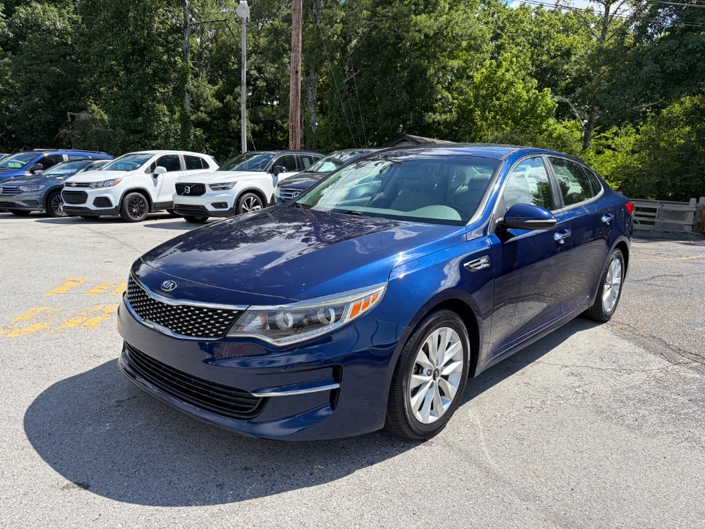 2016 Kia Optima - $10,990