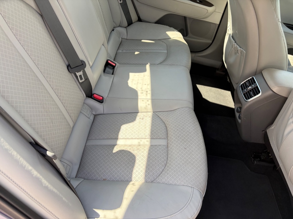 2016 Kia Optima - $10,990
