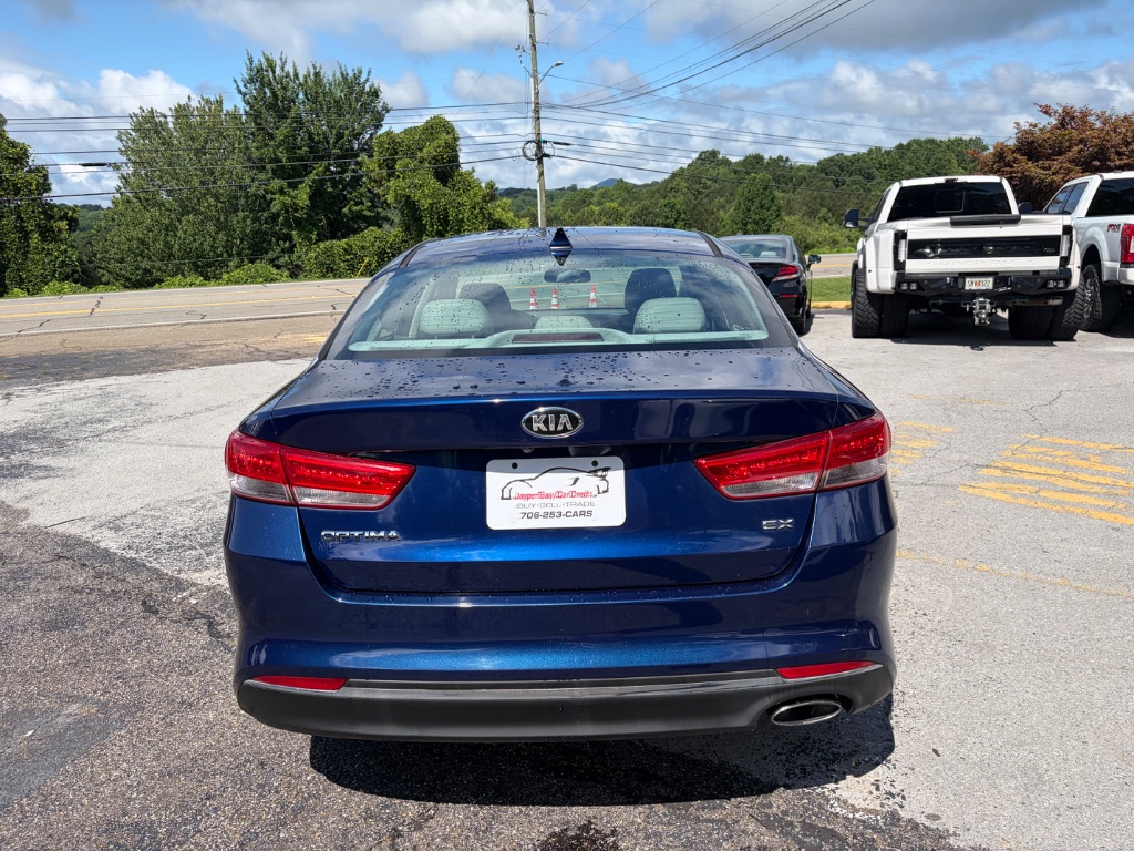 2016 Kia Optima - $10,990