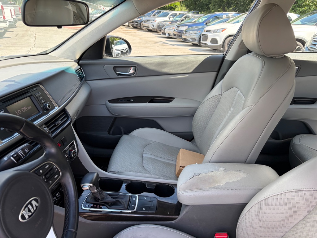 2016 Kia Optima - $10,990