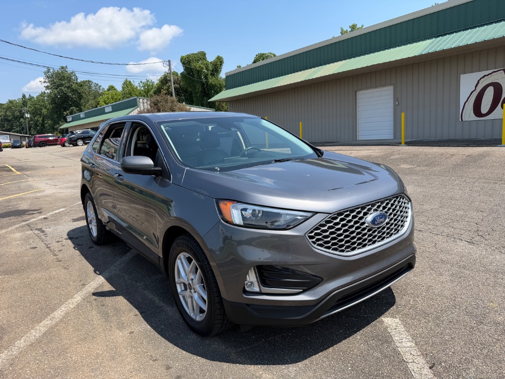 2024 Ford Edge - $28,990