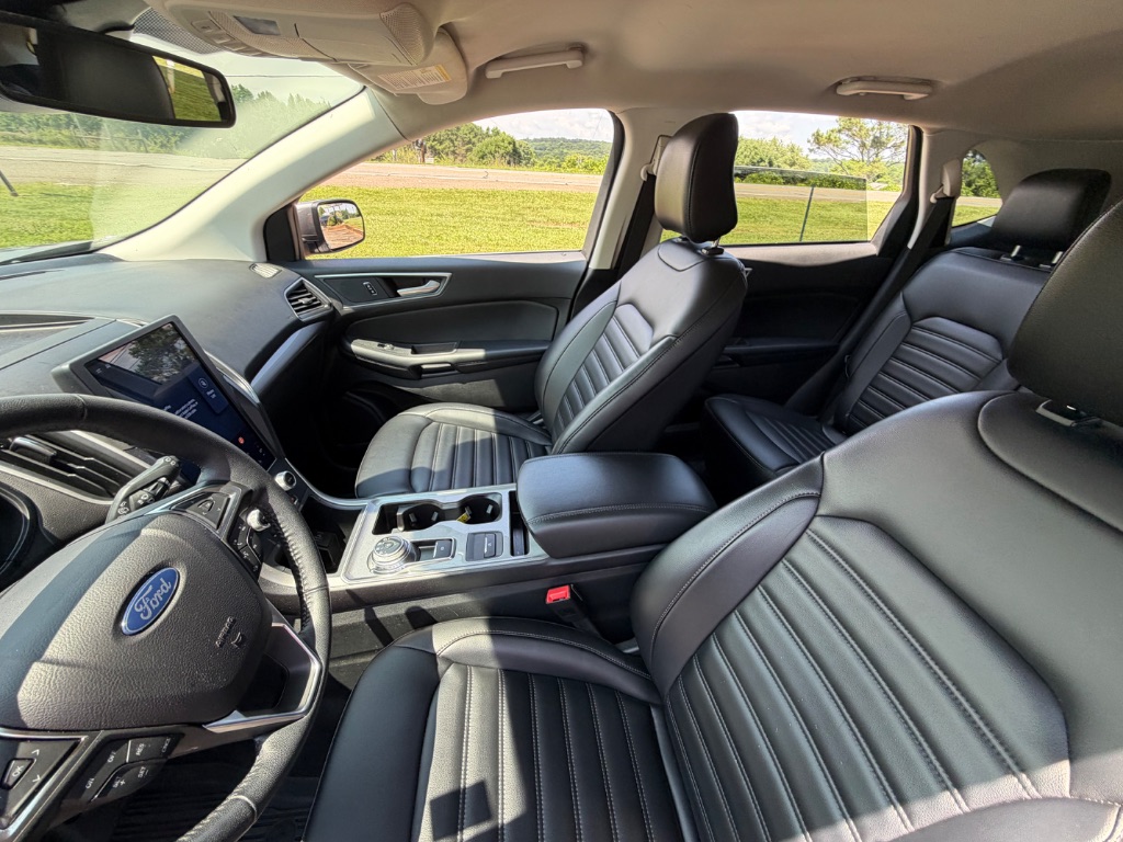 2024 Ford Edge - $28,990