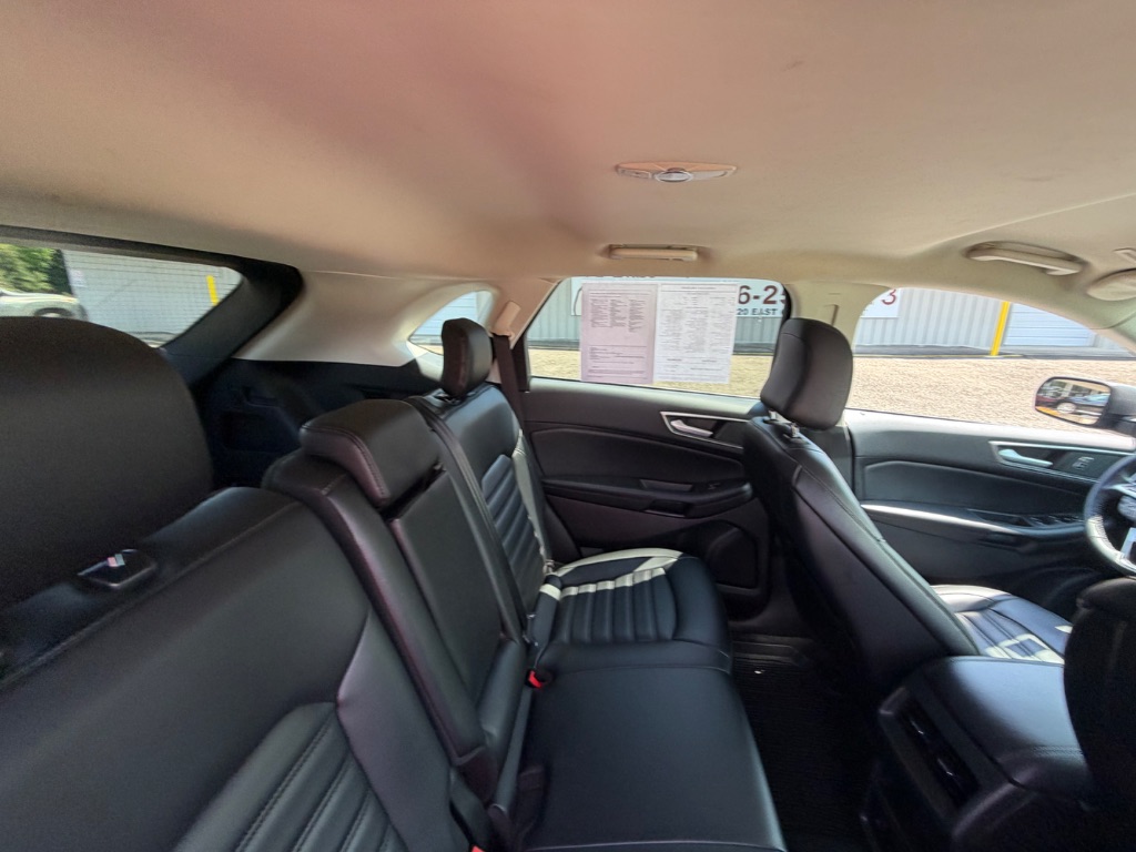 2024 Ford Edge - $28,990
