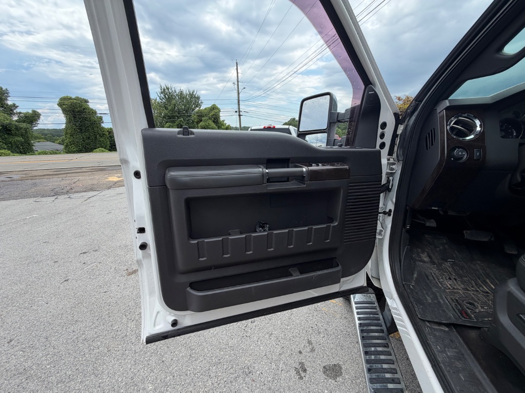 2016 Ford F250 - $39,990