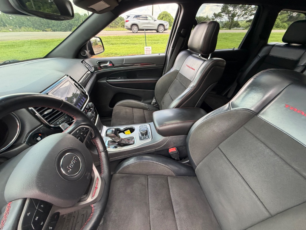 2020 Jeep Cherokee - $22,990