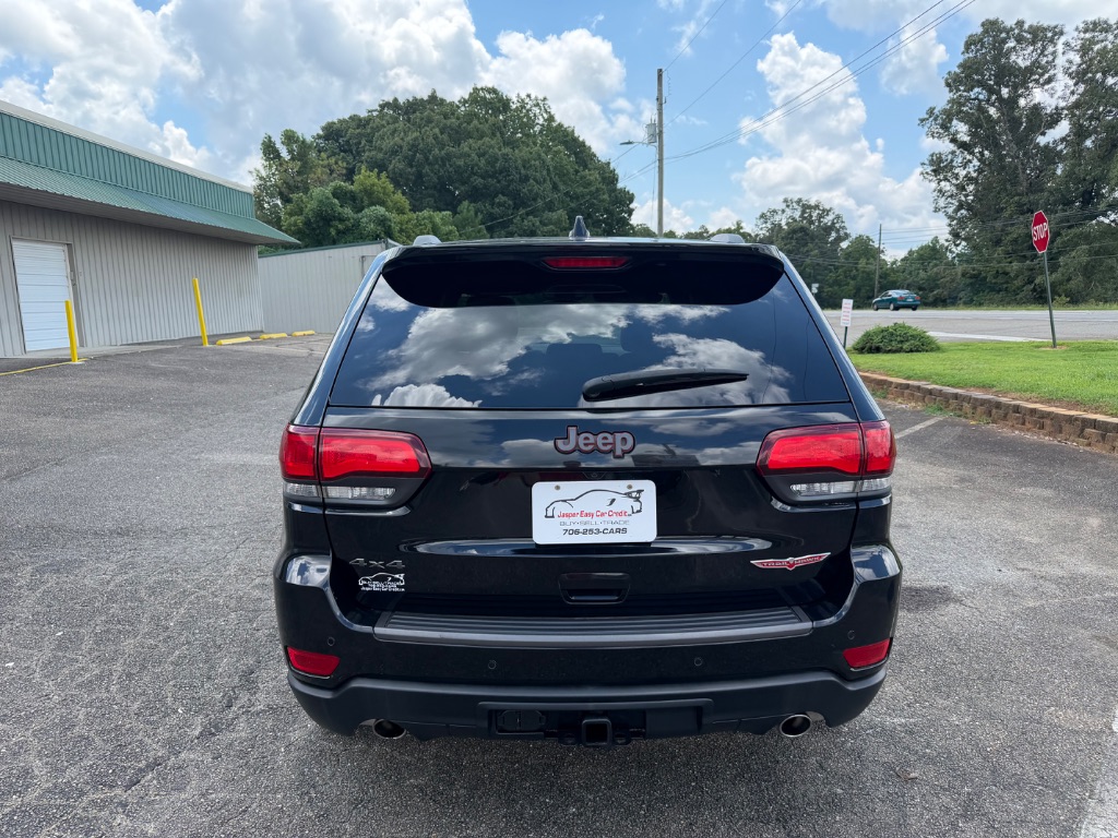 2020 Jeep Cherokee - $22,990