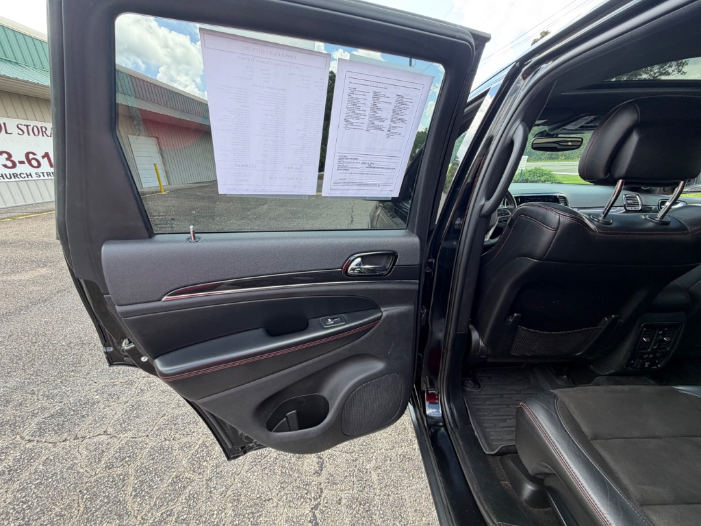 2020 Jeep Cherokee - $22,990
