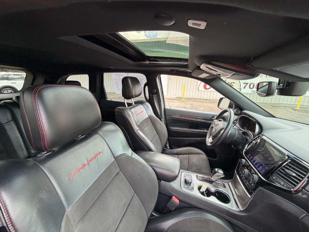 2020 Jeep Cherokee - $22,990