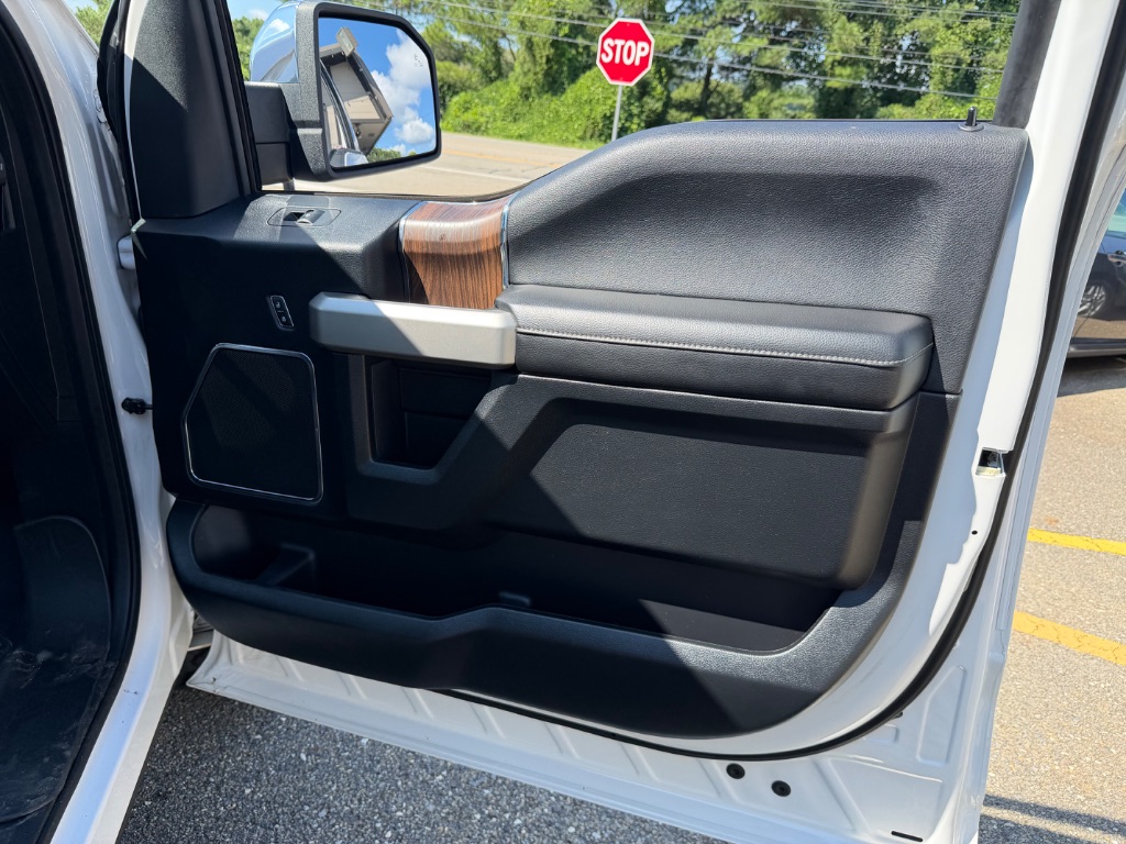 2017 Ford F-150 - $29,990