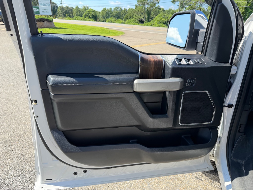 2017 Ford F-150 - $29,990