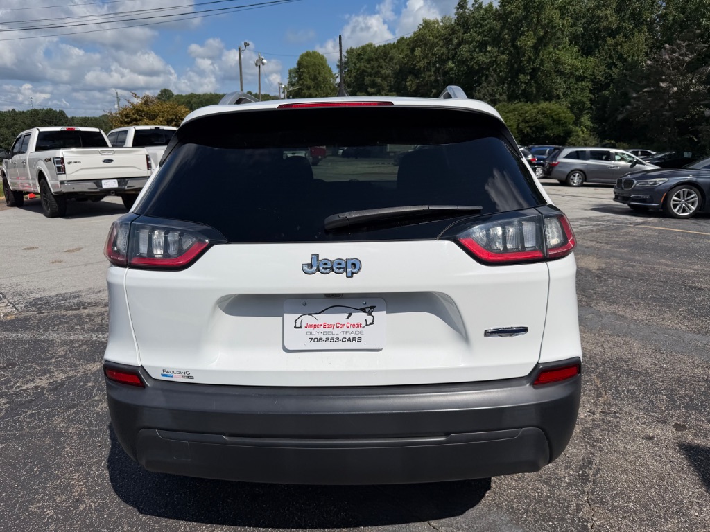 2019 Jeep Cherokee - $15,990