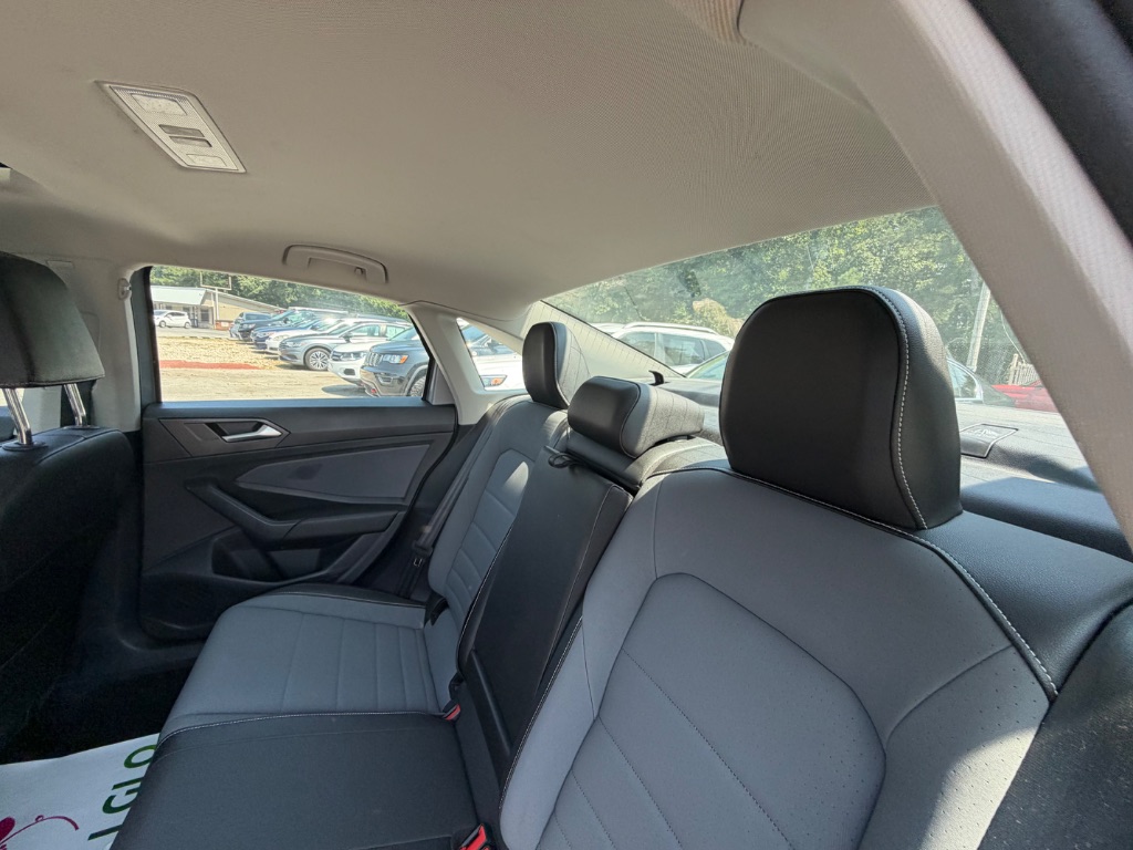 2025 Volkswagen Jetta - $24,990