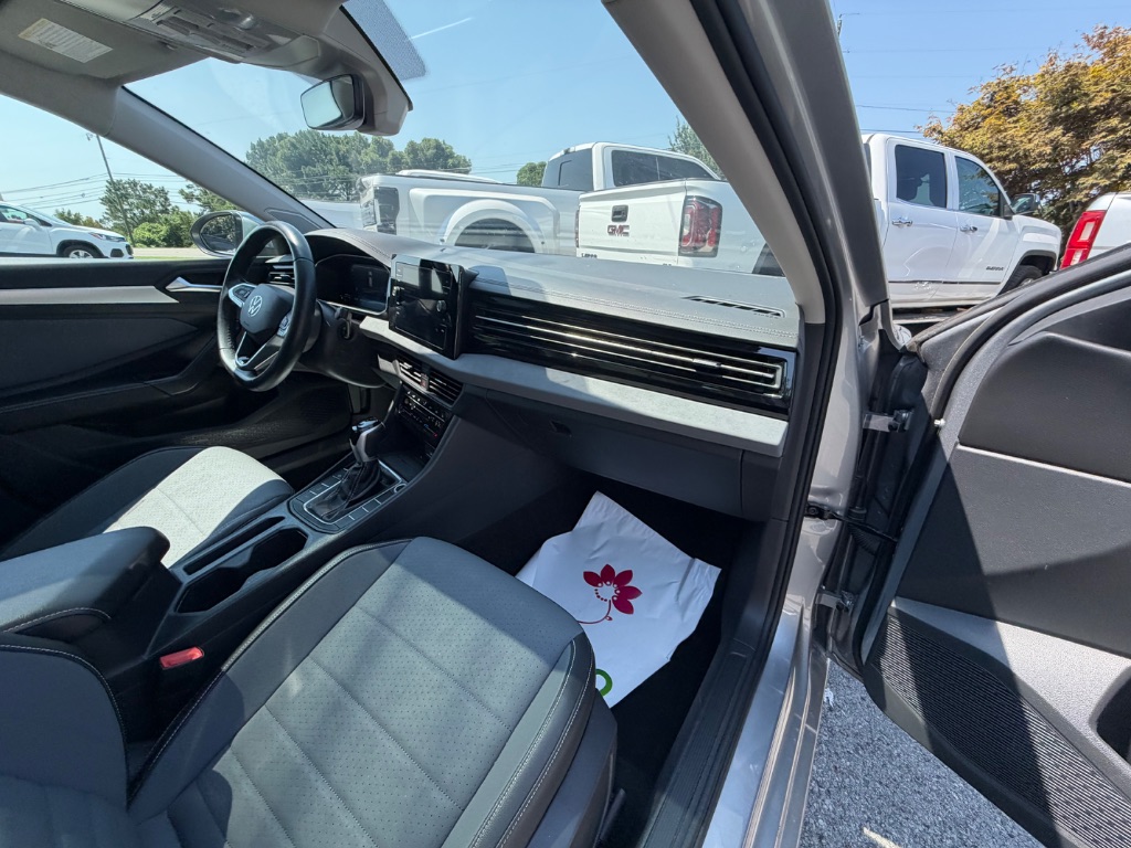 2025 Volkswagen Jetta - $24,990