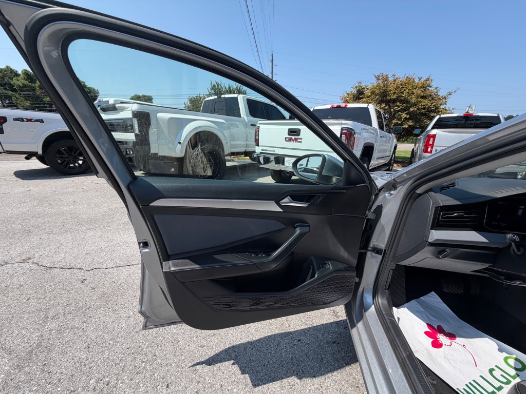 2025 Volkswagen Jetta - $24,990