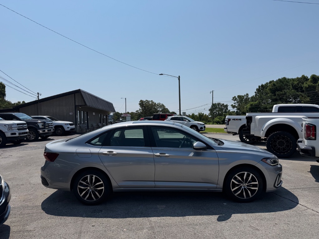 2025 Volkswagen Jetta - $24,990