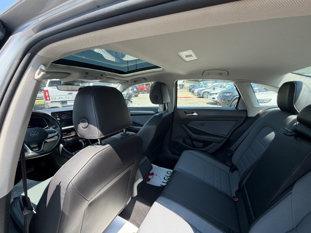 2025 Volkswagen Jetta - $24,990
