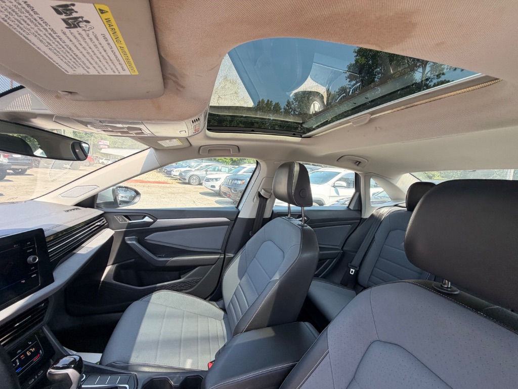 2025 Volkswagen Jetta - $24,990