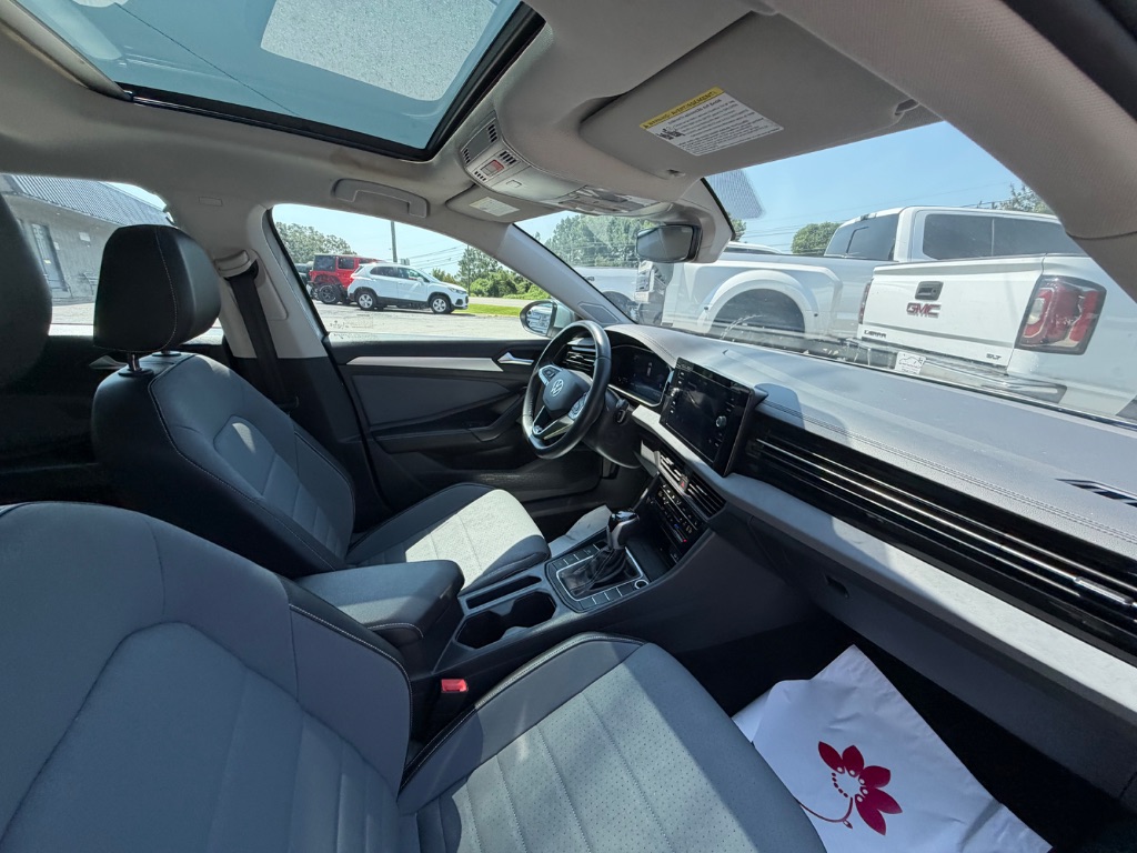 2025 Volkswagen Jetta - $24,990