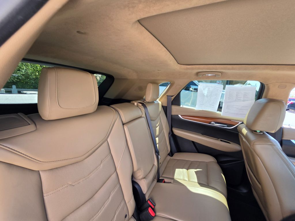 2017 Cadillac XT5 - $18,990