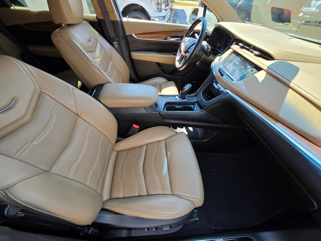 2017 Cadillac XT5 - $18,990