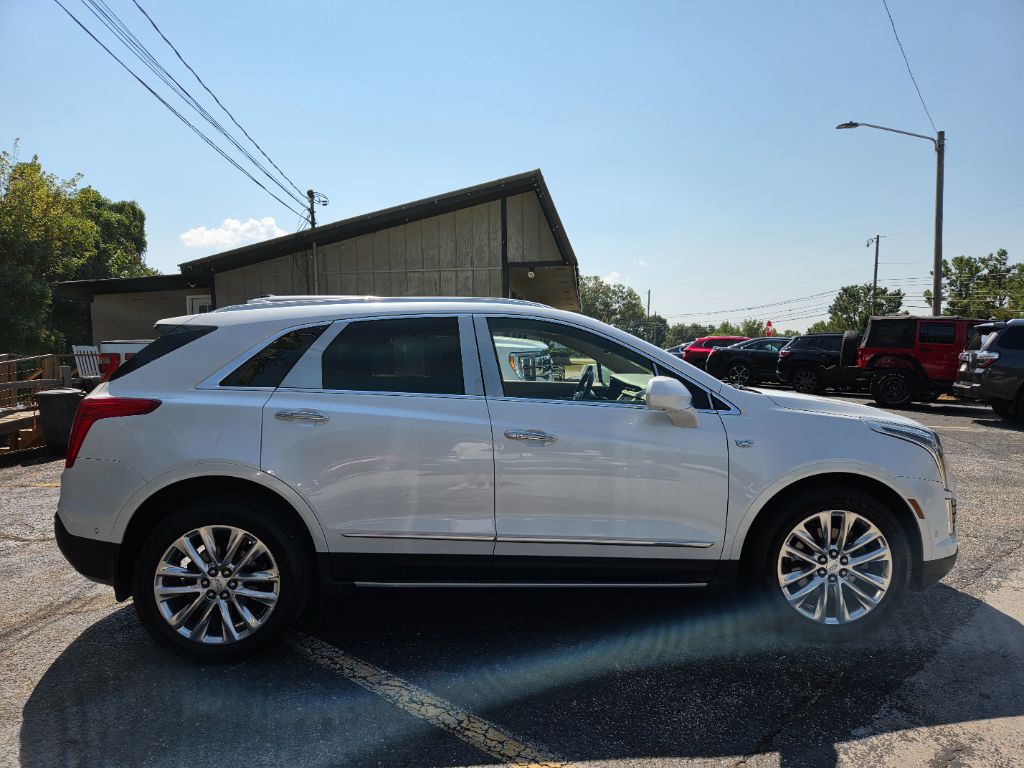 2017 Cadillac XT5 - $18,990