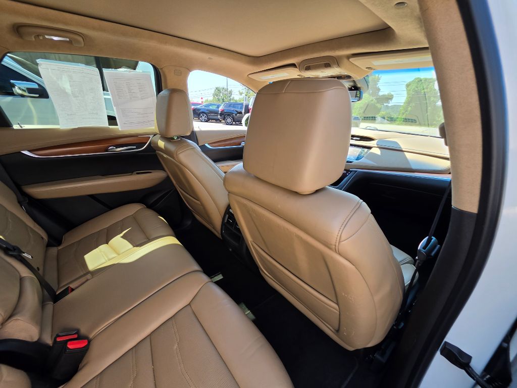 2017 Cadillac XT5 - $18,990