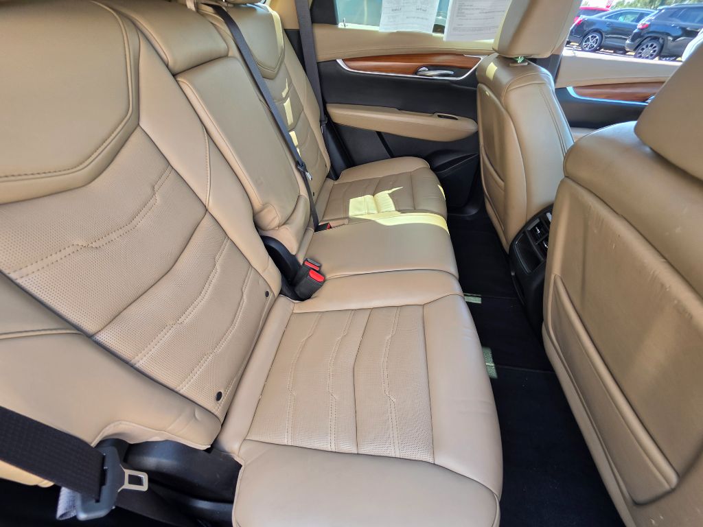 2017 Cadillac XT5 - $18,990