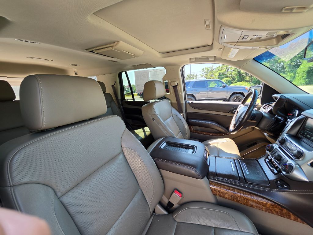 2017 Chevrolet Tahoe - $25,990