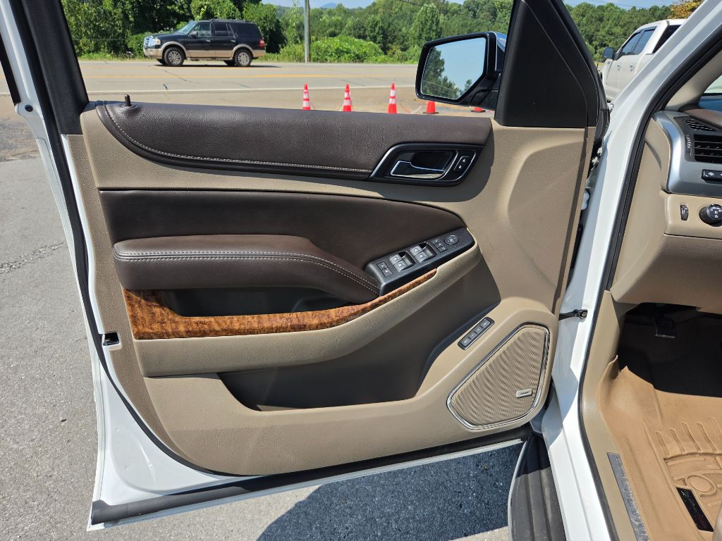 2017 Chevrolet Tahoe - $25,990