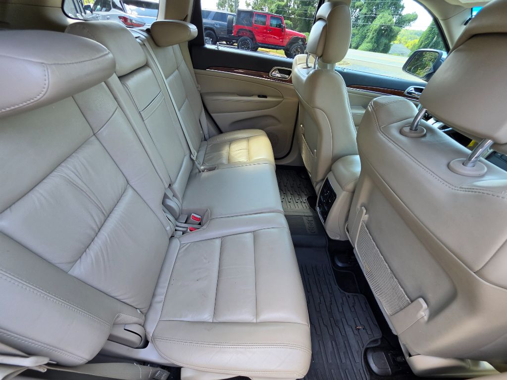 2013 Jeep Cherokee - $11,990