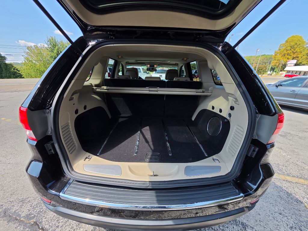 2013 Jeep Cherokee - $11,990