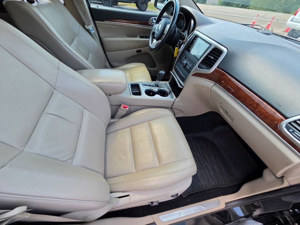 2013 Jeep Cherokee - $11,990