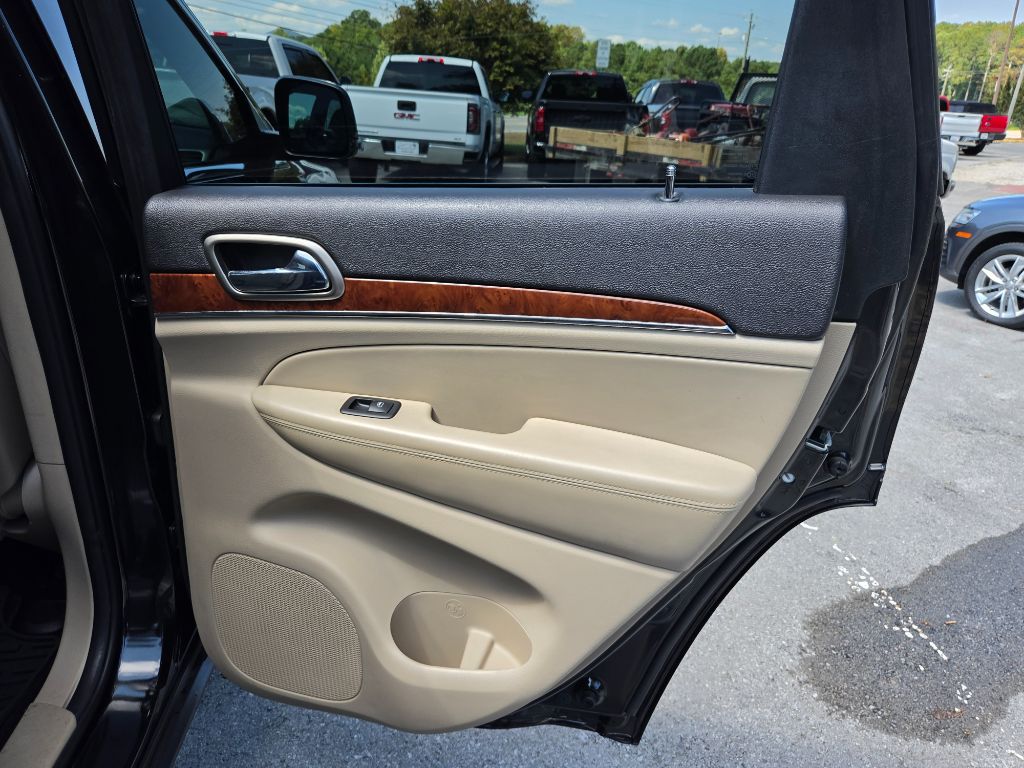 2013 Jeep Cherokee - $11,990