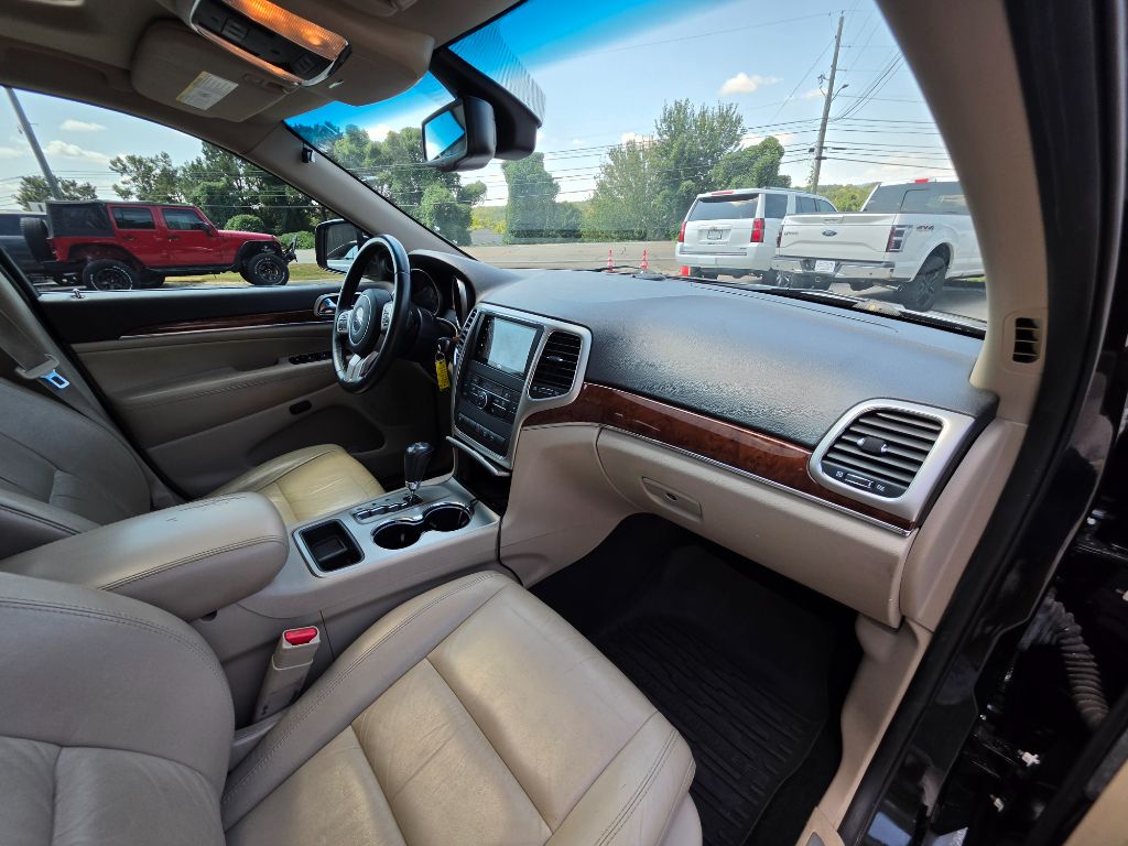 2013 Jeep Cherokee - $11,990