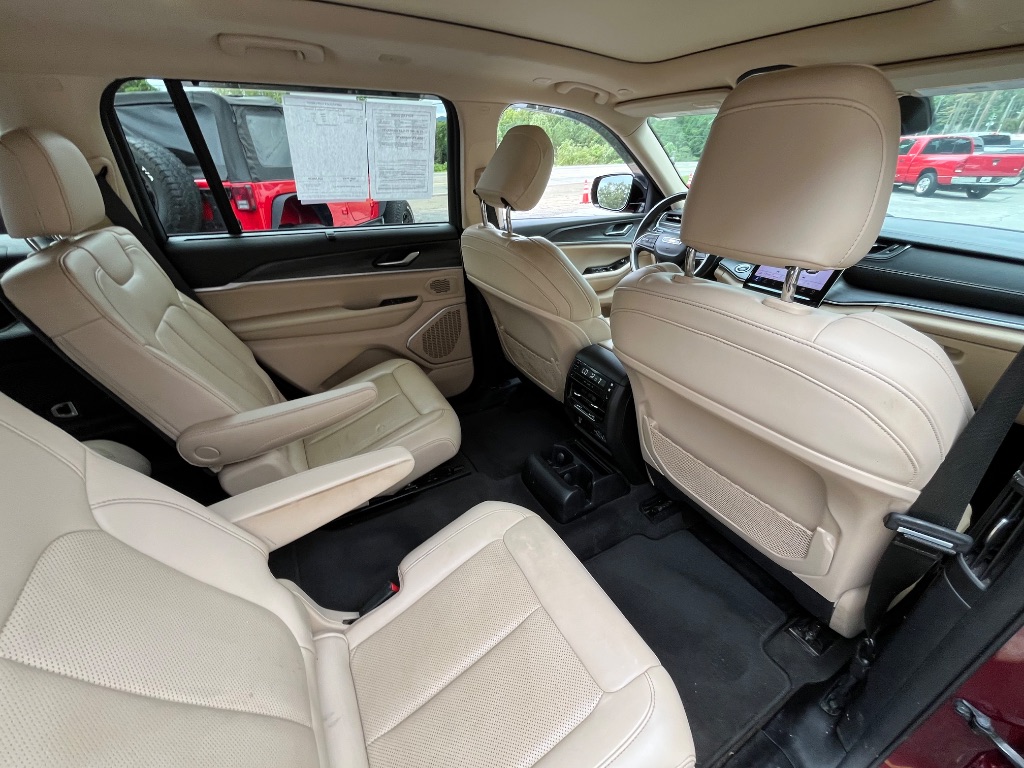 2021 Jeep Cherokee - $27,990