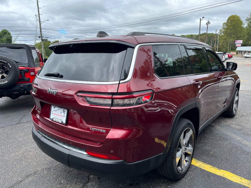 2021 Jeep Cherokee - $27,990