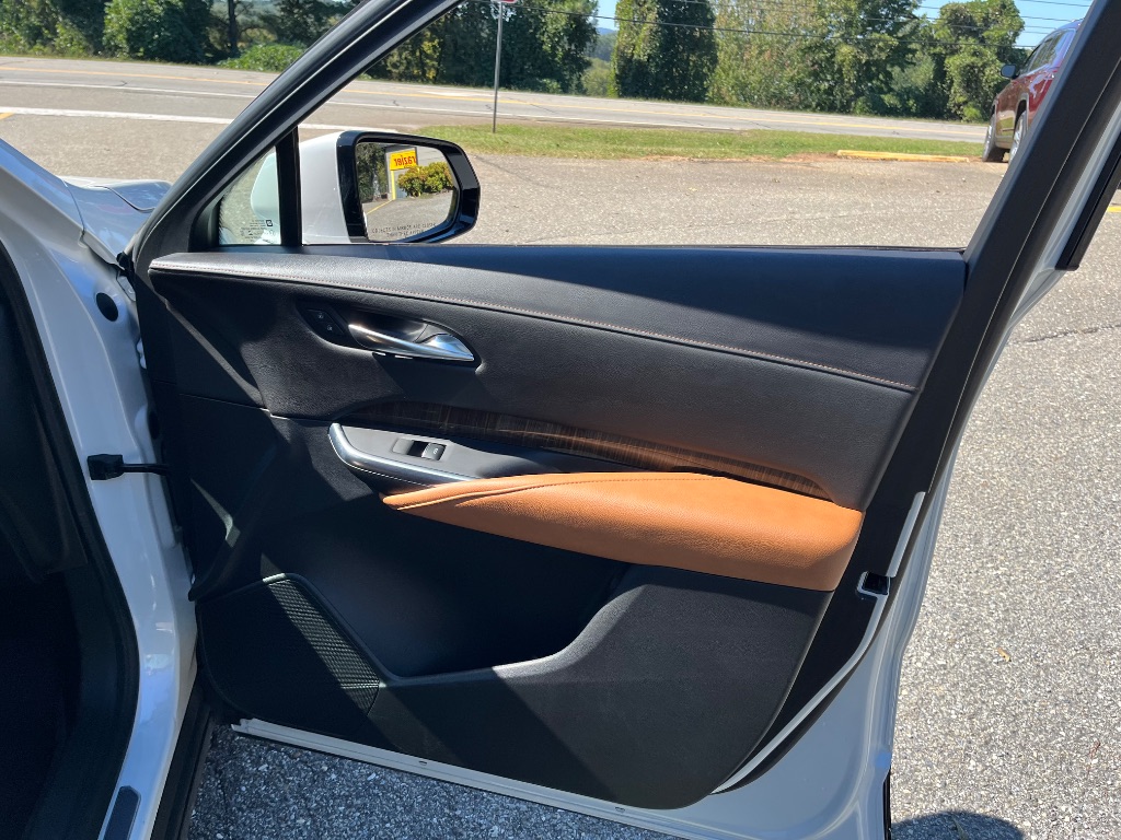 2021 Cadillac XT4 - $27,990