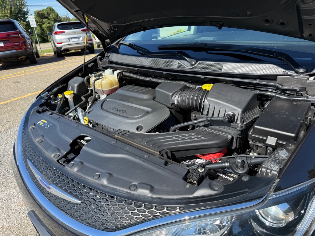 2019 Chrysler Pacifica - $13,990