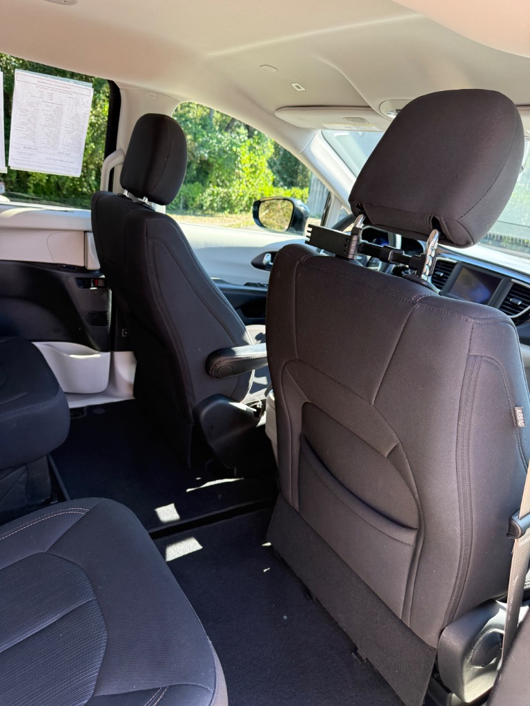 2019 Chrysler Pacifica - $13,990
