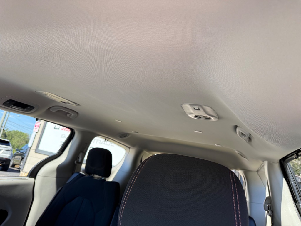 2019 Chrysler Pacifica - $13,990