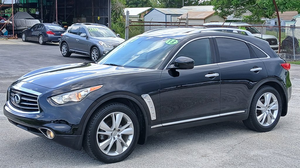 2013 INFINITI FX - $11,995