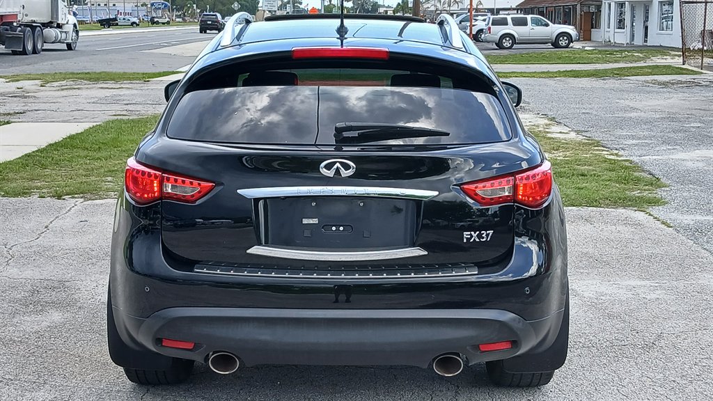 2013 INFINITI FX - $11,995
