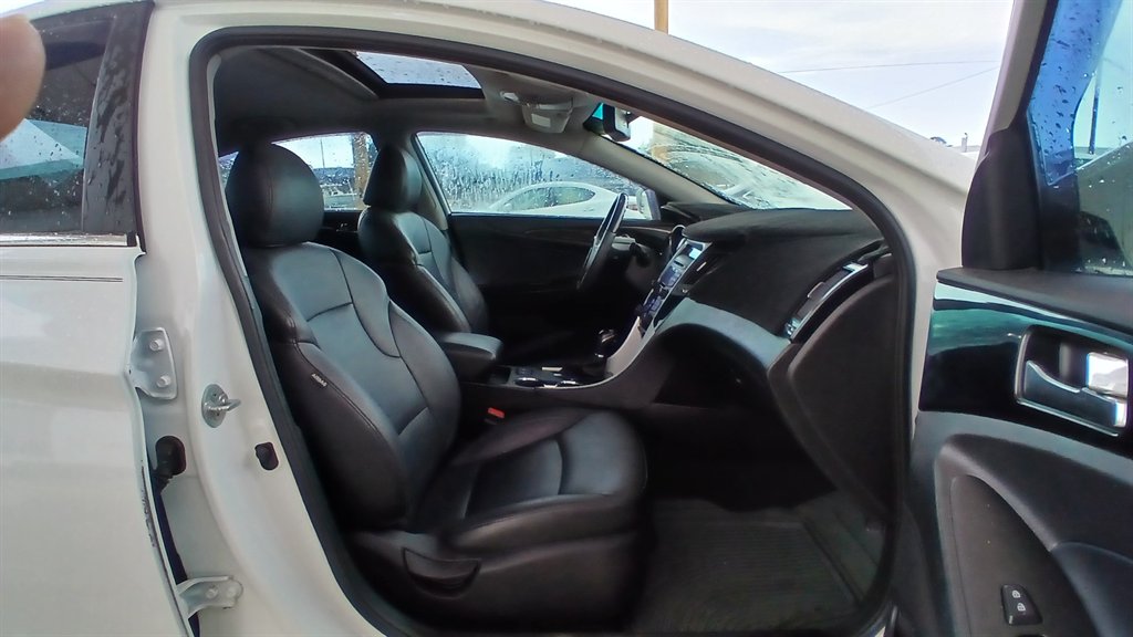 2013 Hyundai Sonata - $11,595