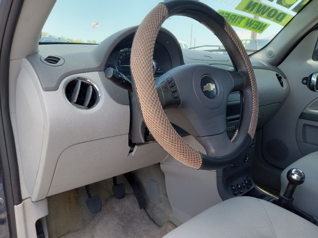 2008 Chevrolet HHR LS photo