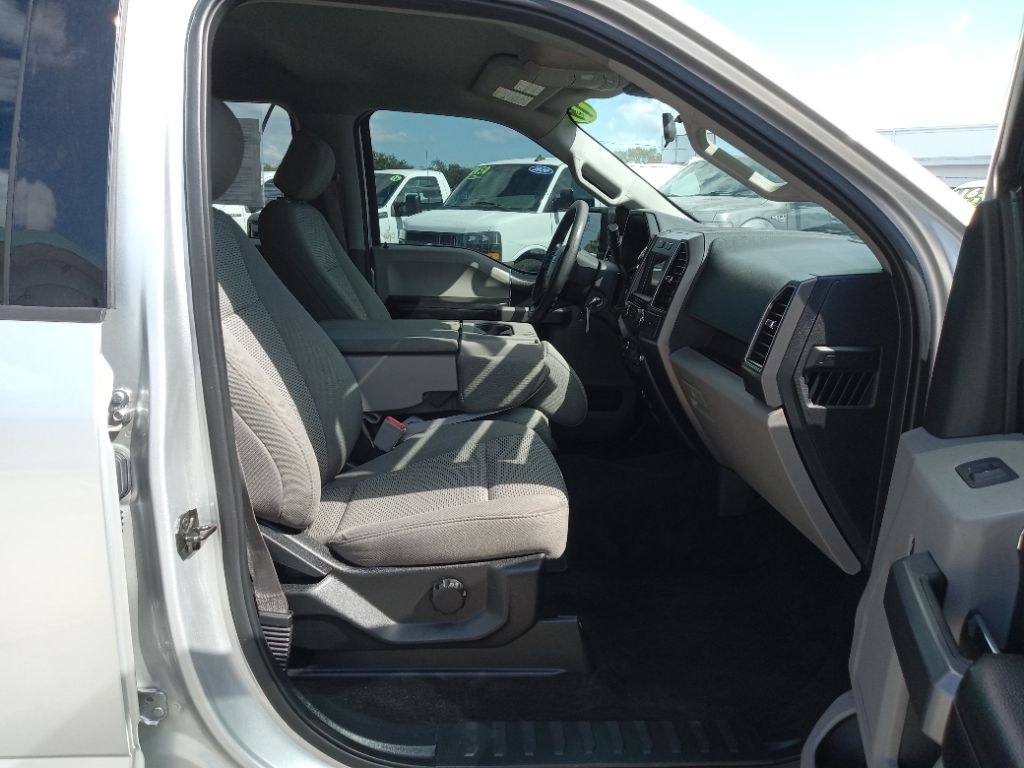 2019 Ford F150 XLT photo