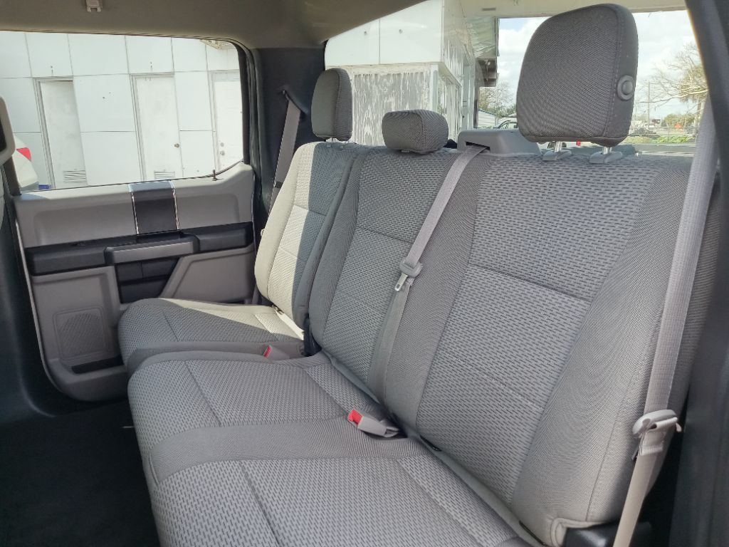2019 Ford F150 XLT photo